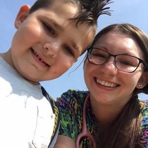 Meet your Posher, Amanda